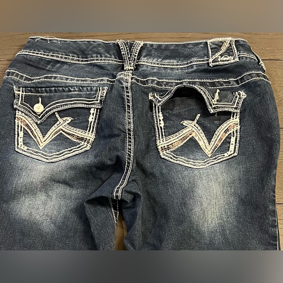 Women’s Vanity Premium Collection Mid-Rise Jeans Dark Washed Cropped Size 14 - Picture 10 of 15